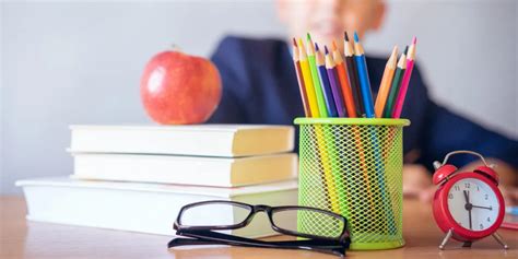Sürekli ders yapan çocukları başka işlerle meşgul etmenin faydaları nelerdir?