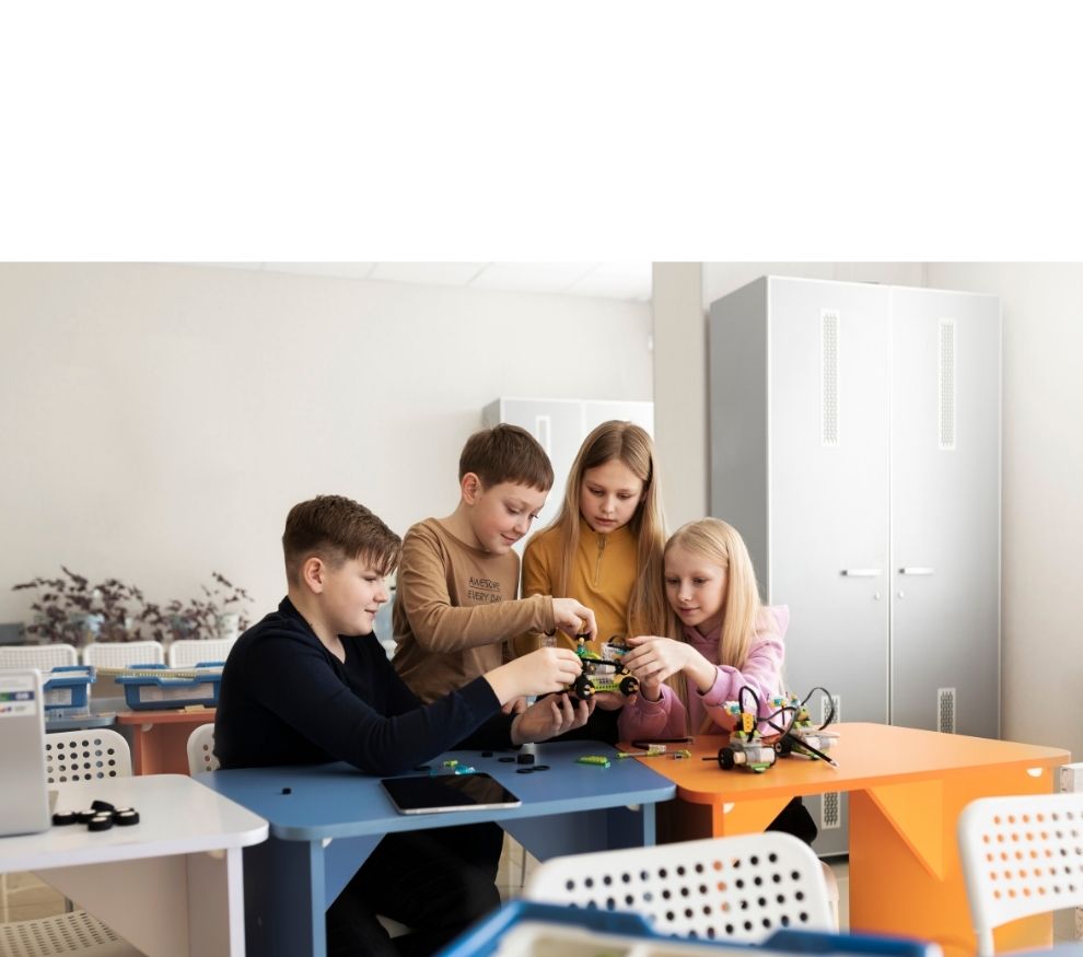 Aile İçi Etkinliklerden İyi Olan Birisi De El Becerisi Etkinliği